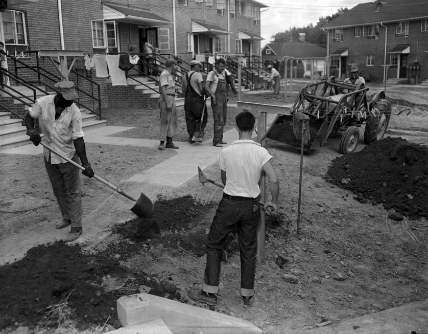 Men landscaping Few Gardens.